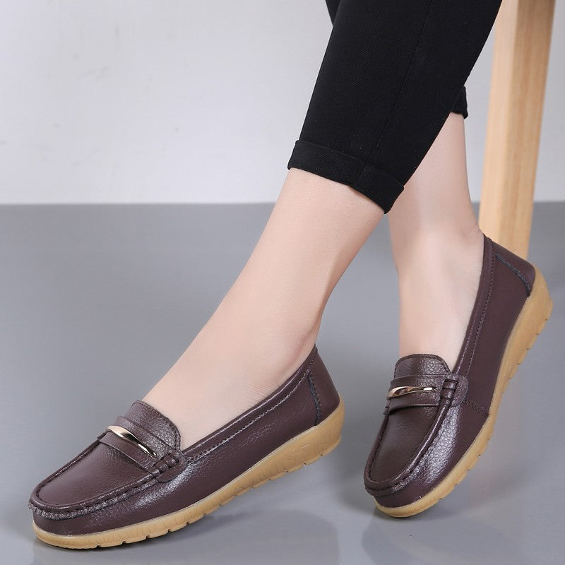 2025 New Genuine Leather Shoes Woman Slip On Women Flats Moccasins Women's Loafers Spring Autumn Mother Shoe Big Size 35-44