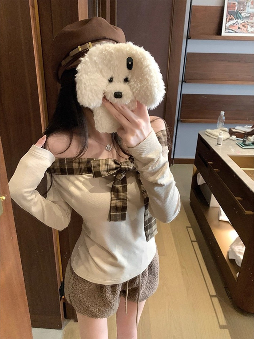 Cute and Sweet Plaid One-neck Long-sleeved T-shirt Fashionable Street Short One-Neck Long Sleeve T-Shirt Y2k Top Women Clothing