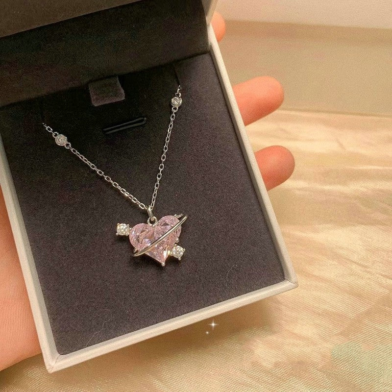 Colar de Coração de Zircônia Rosa Planeta da Moda Colar de Corrente de Clavícula Estética Feminina Presente de Dia dos Namorados Joias de Festa
