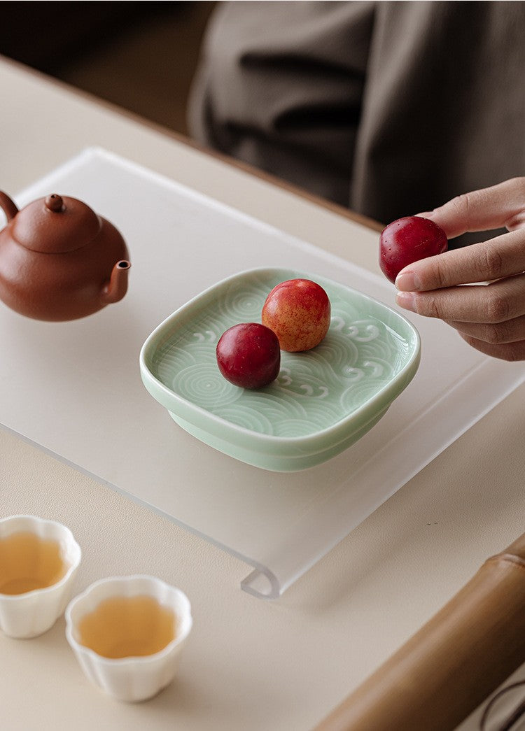 Sea Wave Little High Foot Fruit Dishes Handmade Pastry Plate Candy Bar Food Storage Tray Hospitality Dishes Cafes Ornaments Gift