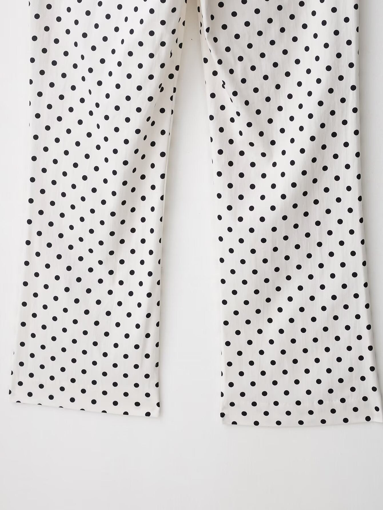 HH Woman Autumn Long Sleeves Turtleneck Zipper With Pockets Drawstring Casual Coats Women Fashion Polka Dot Printed Jacket