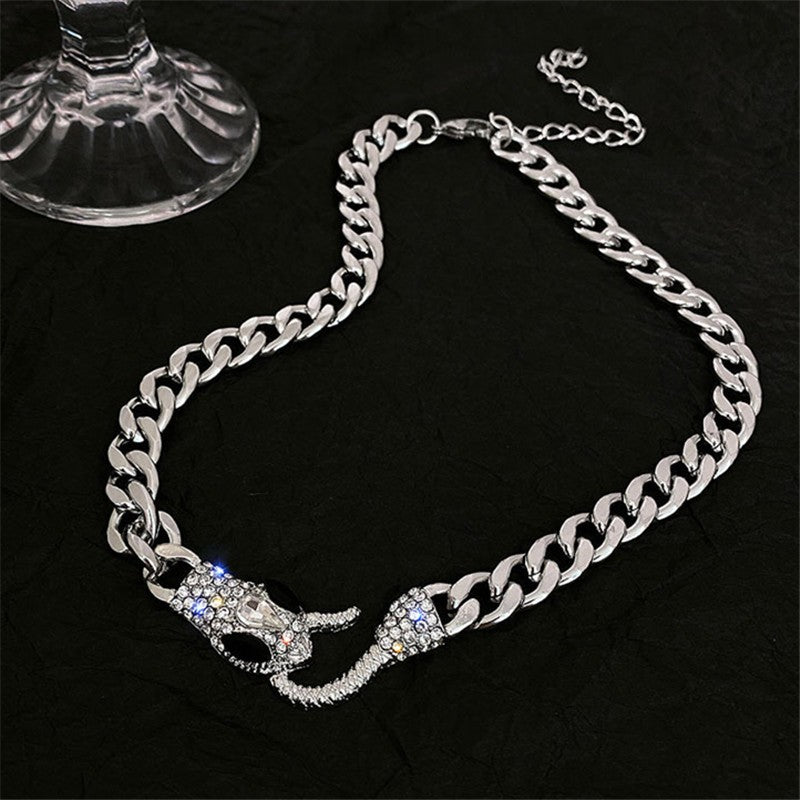 Colares com Pingente em Forma de Coração e Asas de Anjo Cor Prata Zircônia Cúbica 5A Estilo Minimalista Corrente na Clavícula Joias Femininas e para Meninas