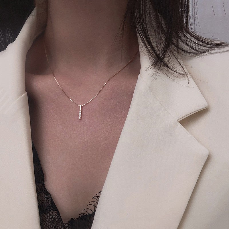 Colares com Pingente em Forma de Coração e Asas de Anjo Cor Prata Zircônia Cúbica 5A Estilo Minimalista Corrente na Clavícula Joias Femininas e para Meninas