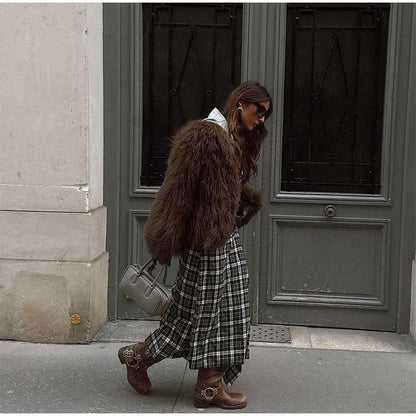 Fashion Solid Plush Faux Fur Coat Women Elegant Warm Long Sleeves Loose Jacket 2025 Lady Winter Chic High Street Outerwear ?