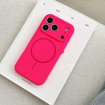 Capa de Silicone Magnética de Carregamento Sem Fio MagSafe de Cor Sólida para iPhone 17 Pro Max/17/17 Pro Capa Traseira Protetora