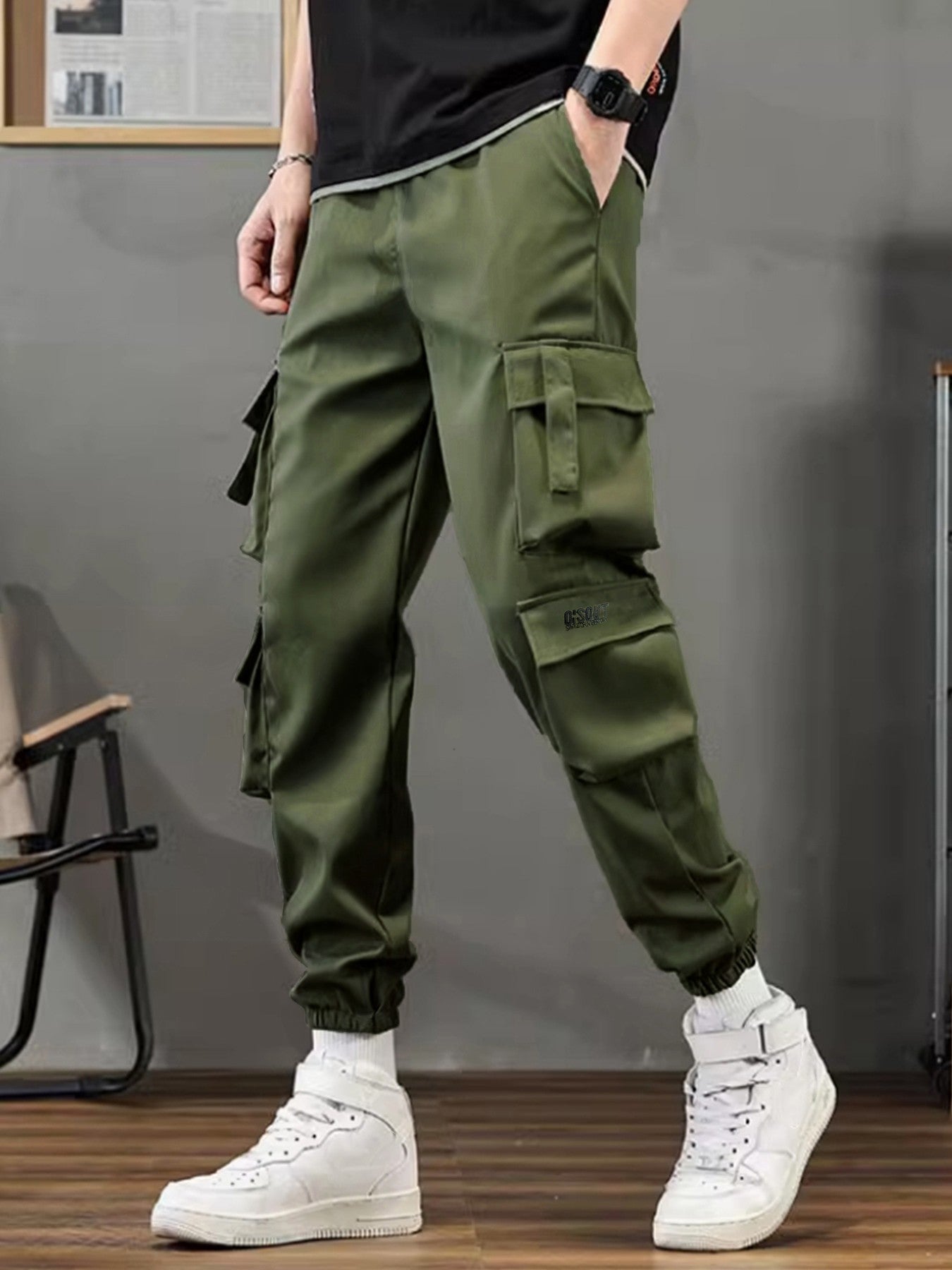 Spring and autumn windproof and waterproof outdoor pants, hiking workwear pants for men, loose and thin underwear for men and wo