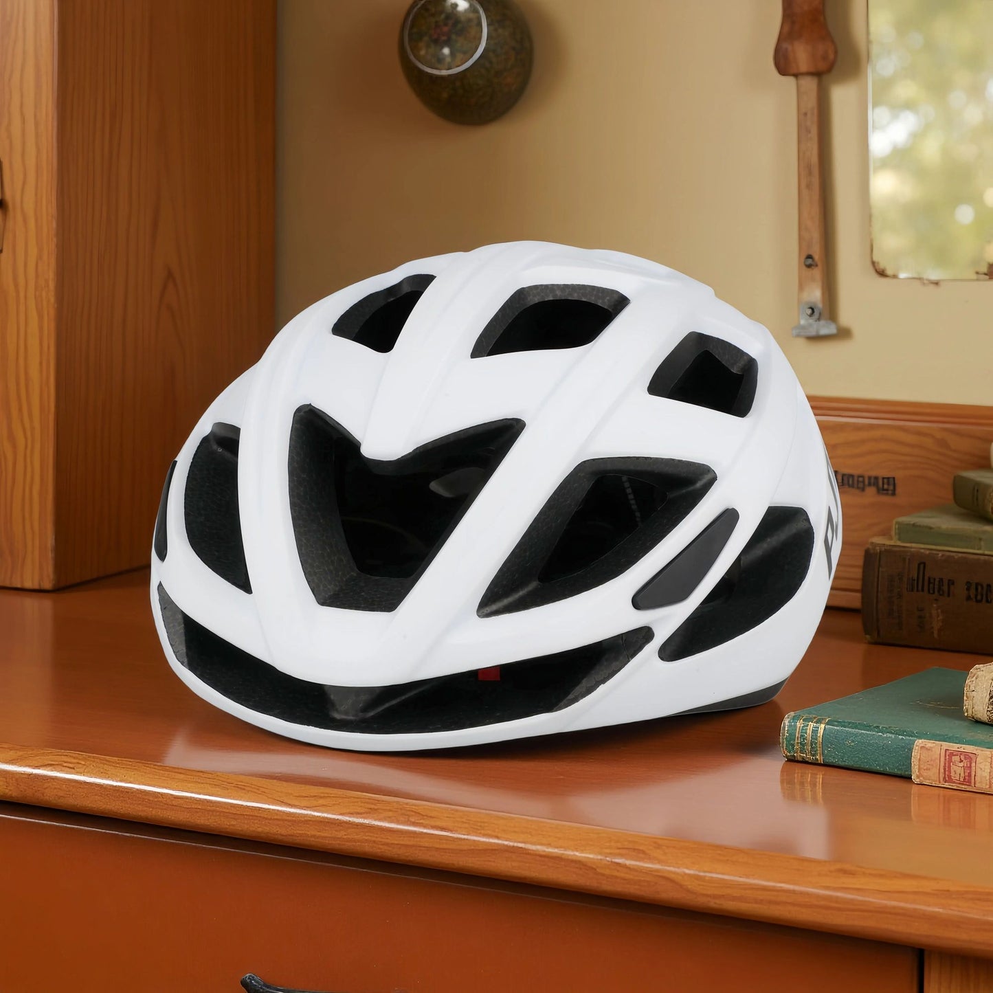 PJT Cycling Helmet Man Women Road Mountain Bike Helmet Outdoor Bicycle Skateboard Scooter Integrally-Molded Ultralight Helmet