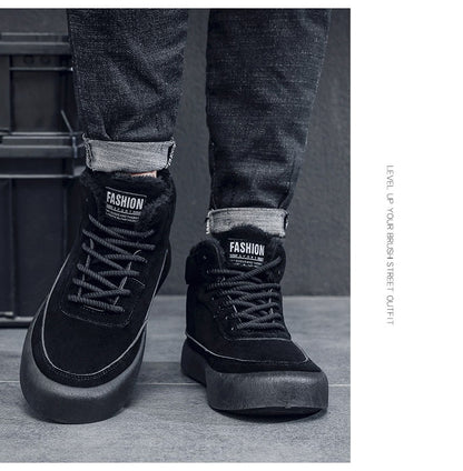 The 2025 new winter high-top plush thick men's snow boots are fashionable, casual and warm men's cotton shoes and boots