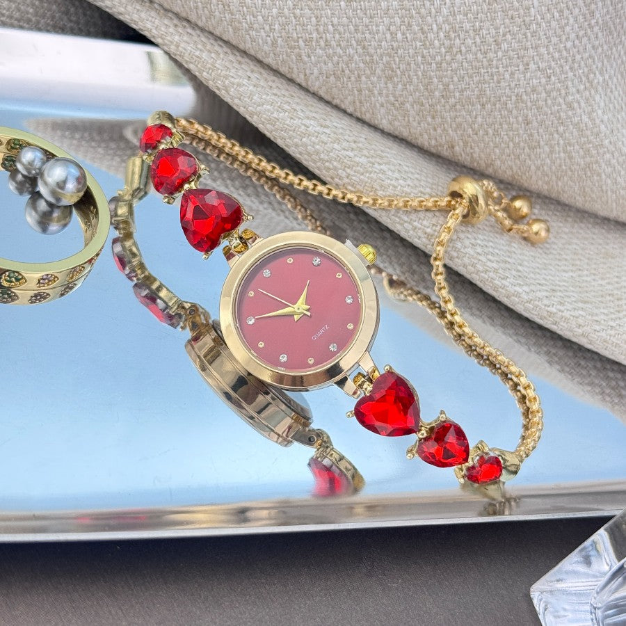 Ladies' quartz watch with three heart-shaped diamond-encrusted bracelet round alloy case and mixed scale simple light luxury