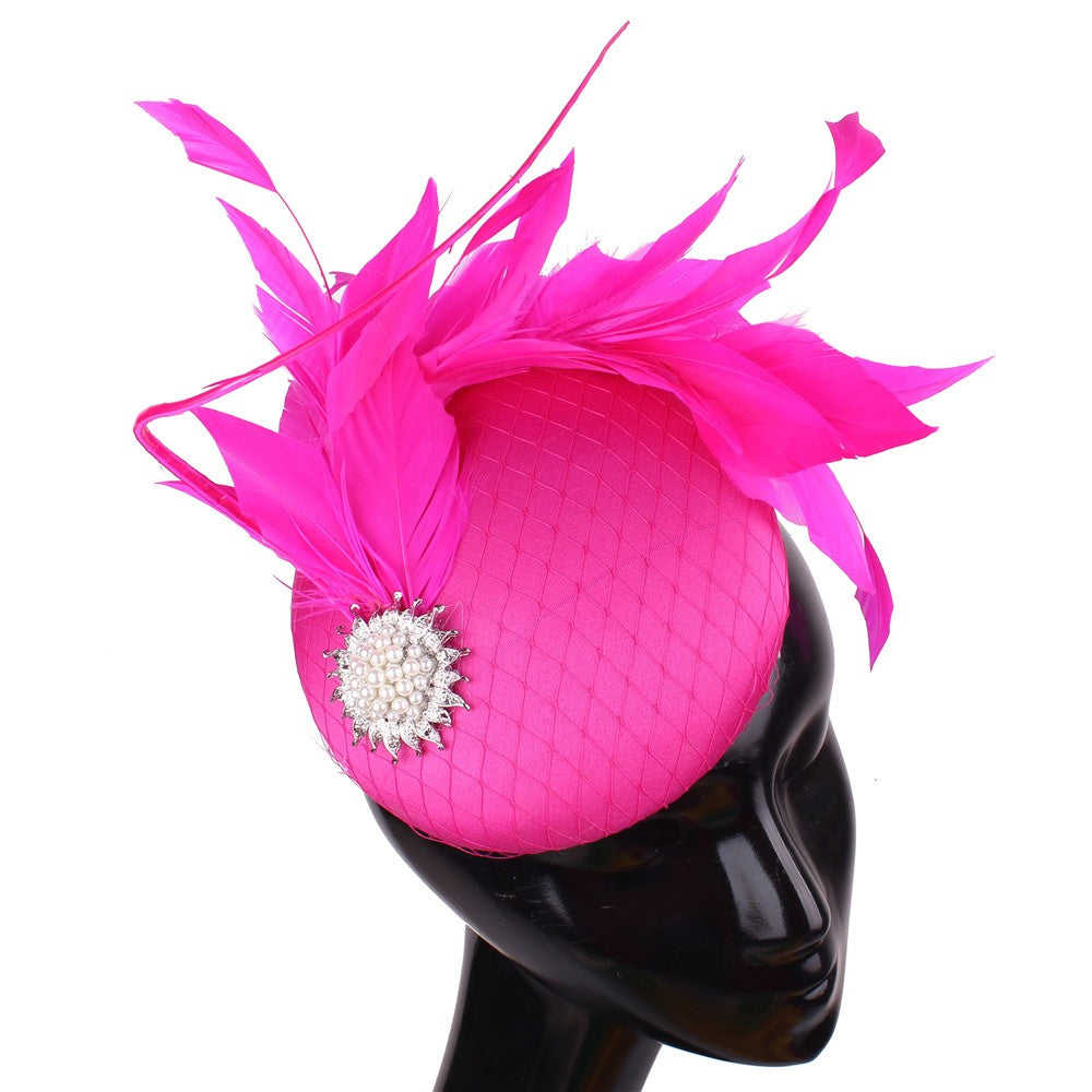 Lindo Fascinador de Cabelo de Cetim Magenta Festa Noturna Formal Chapéu para Senhoras de Igreja Chapéu de Casamento Nupcial com Penas