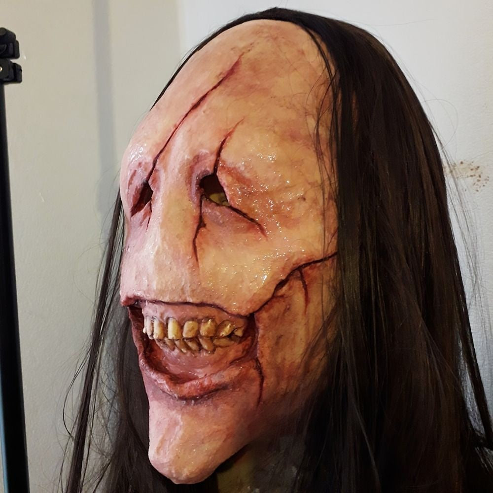 Scary Long Hair Red Face Devil Mask Exposed Teeth Latex Headgear Wig Horror Face Masks Creativity Spooky Scary Demon Mask