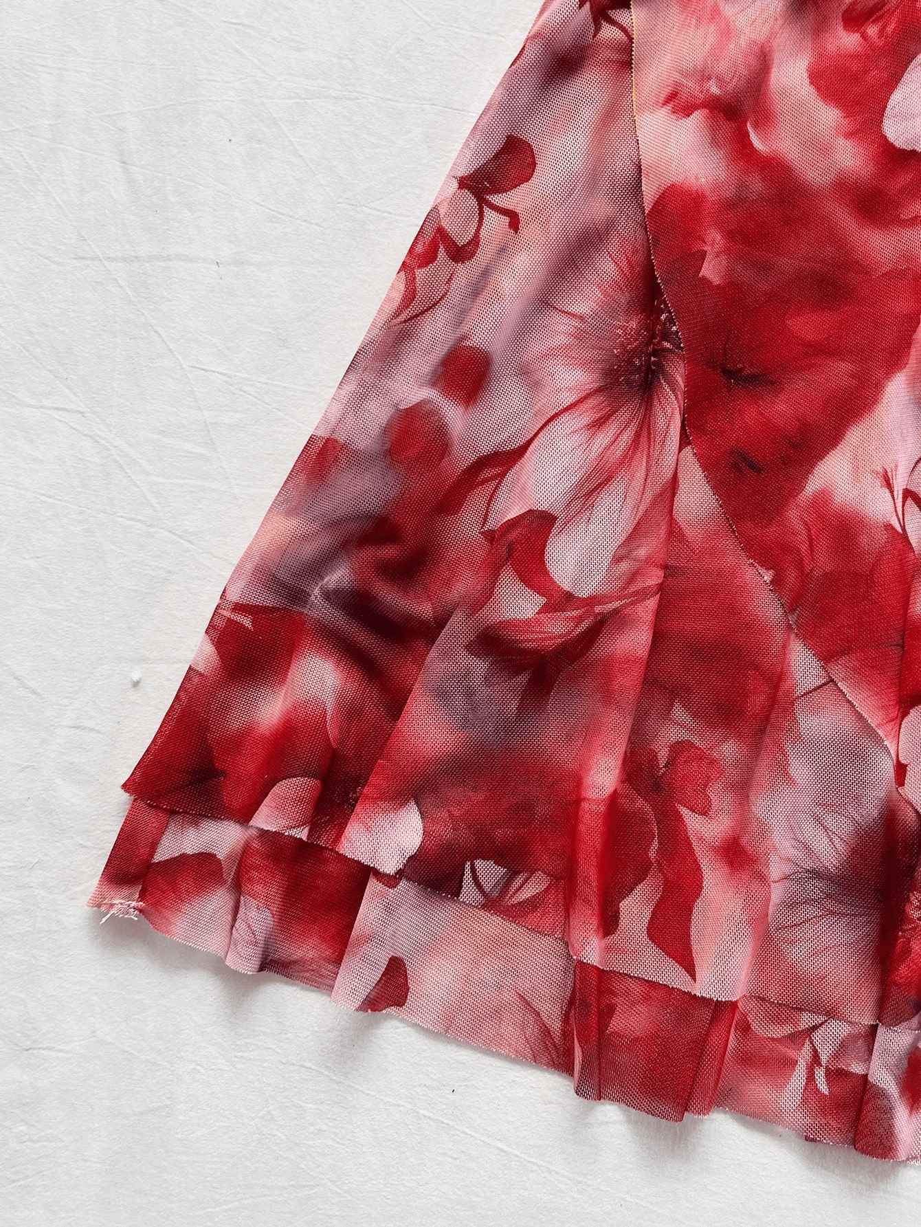 French high-end printed dress, a popular summer item for women in 2025. New short skirt, slimming and vacation dress trend