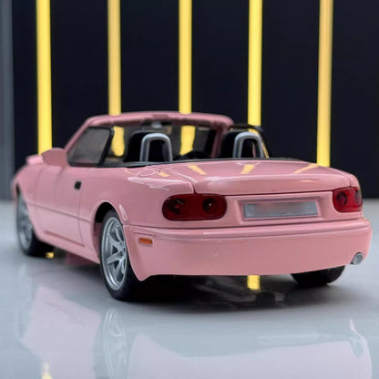 1/32 Mazda MX-5 Miniautura Diecast Miata RoadSter Brinquedo Carro Modelo Som e Luz Portas Abríveis Coleção Presente para Crianças Meninos Meninas