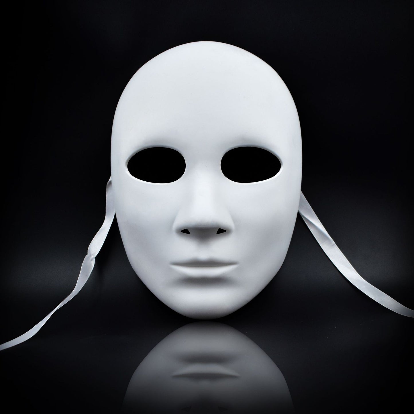 DIY Blank Face Mask Cosplay White Hand-Painted Doodle Thicken Plastic Masks Carnival Masquerade Halloween Party Costumes Props