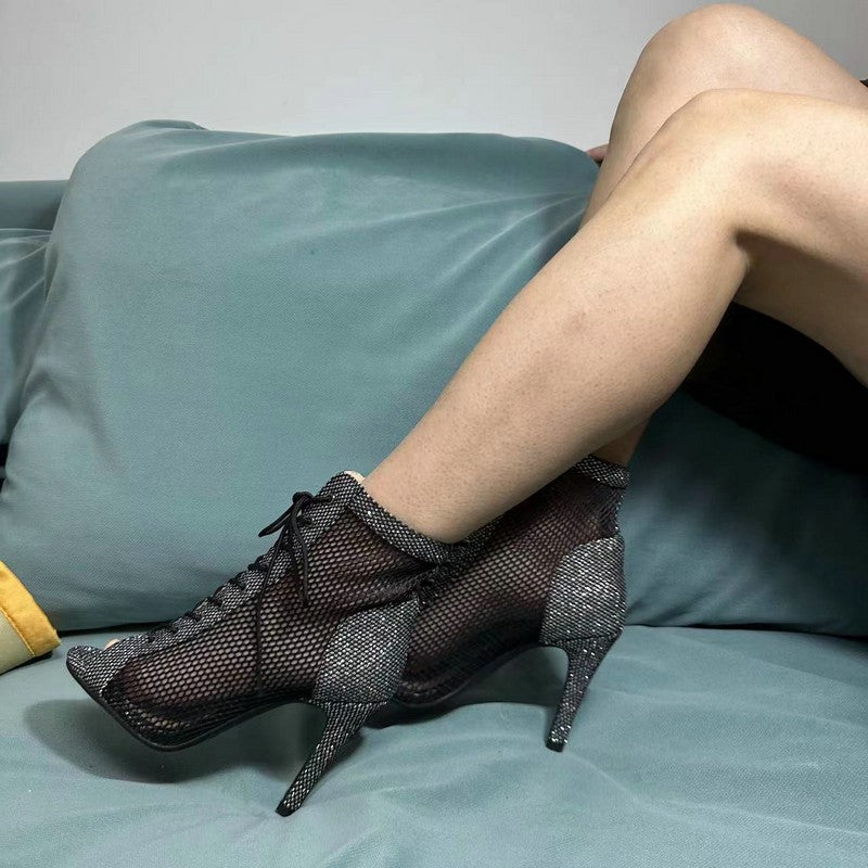 Novas Sandálias Femininas de Salto Alto Sexy Vazadas em Tela Tendência da Moda Verão Conforto Peep Toe Botas Stilettos Jazz Dance Tamanhos Grandes
