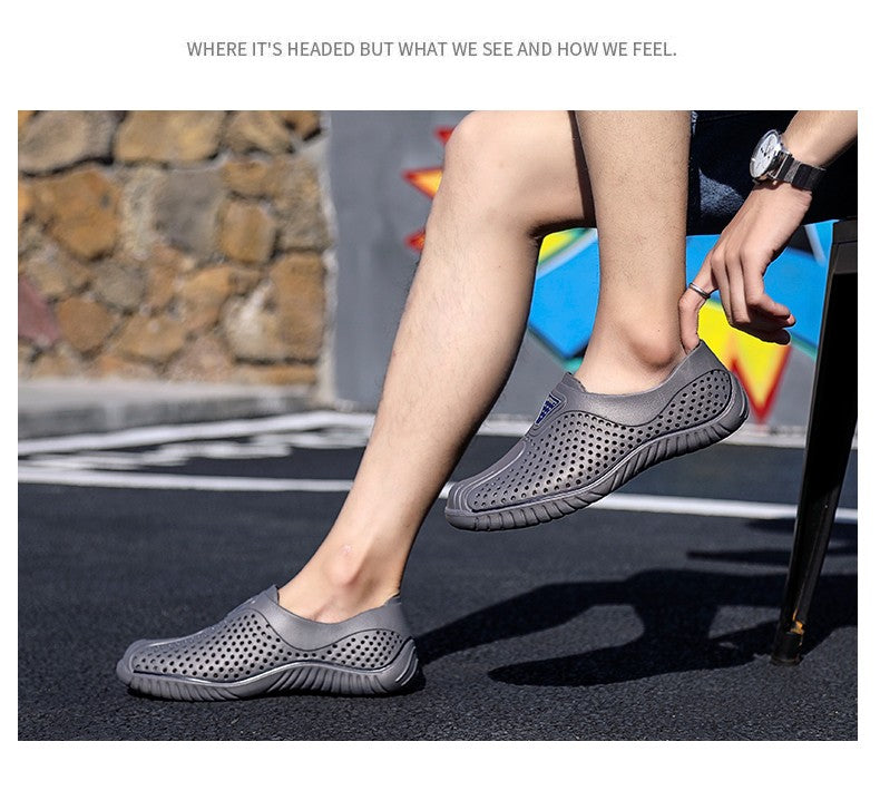 2025 Breathable Summer Men Slippers Outdoor Water Shoes Hollow Ultra Light Beach Shoes Casual Men Sandals  Black Garden Shoes