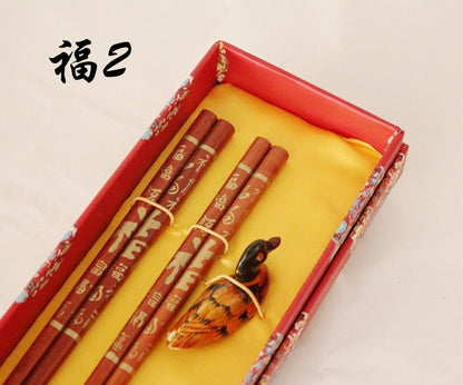 Hashis de madeira 2 pares com descanso características chinesas China Affairs apresenta melhor presente pauzinhos lembrança