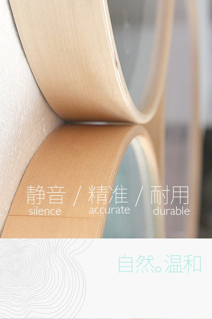 The original wood grain silent and simple wooden wall clock is a fashionable home decoration for the living room clock