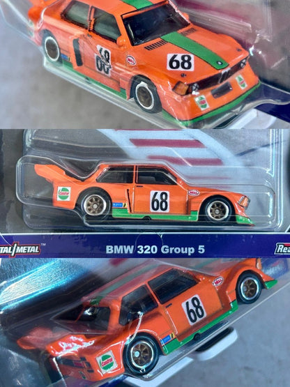 Hot Wheels Fpy86 Car Culture - Race Day (D) Porsche Bmw Nissan Premium Carros de Brinquedo de Metal Fundido de Alta Qualidade para Presentes de Aniversário e Natal