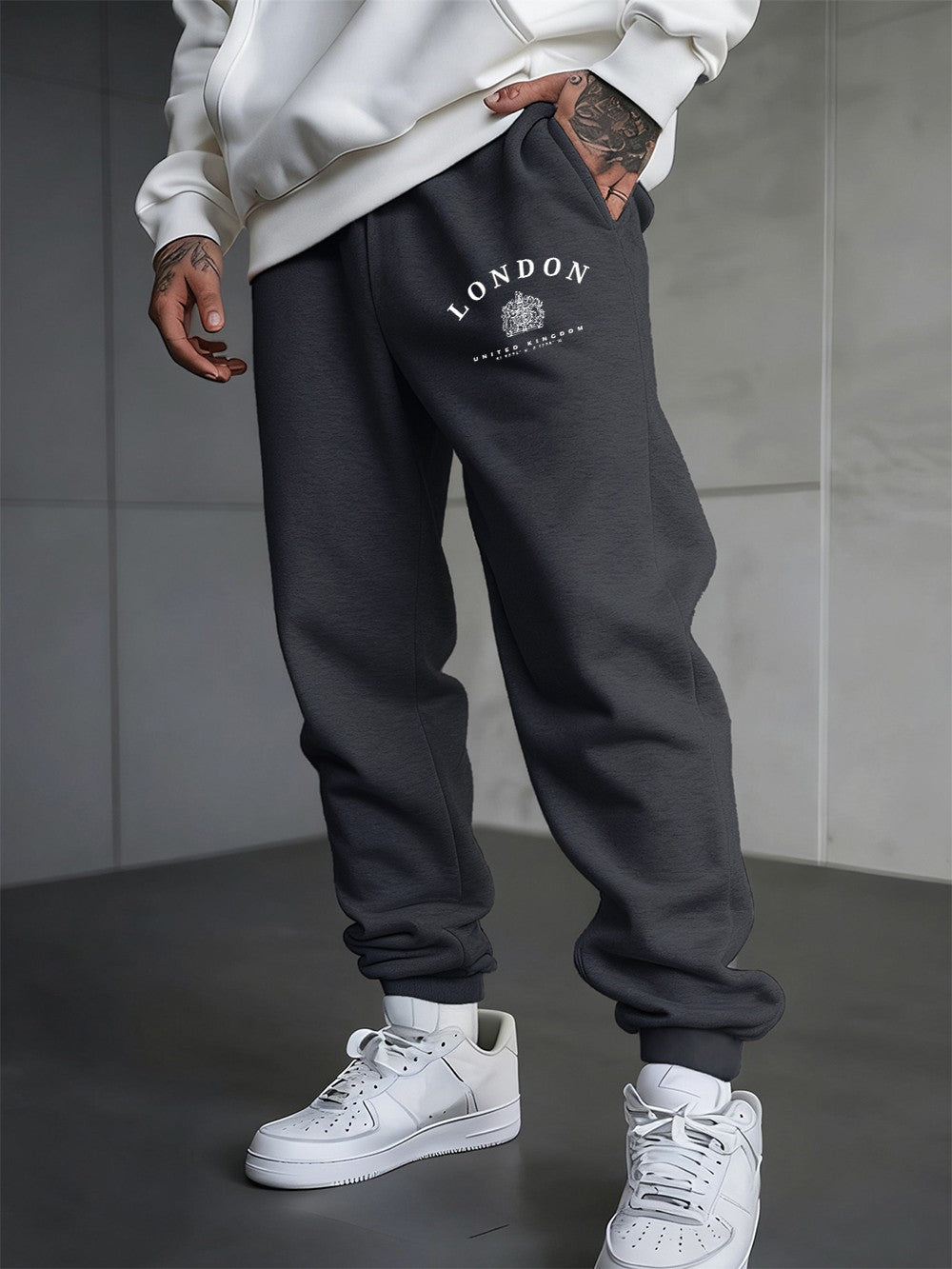 London Uk Royal Badge Printing Sweatpants Men'S Winter Jogger Pants Pocket Elastic Waist Fleece Trousers Casual Men Sportswear