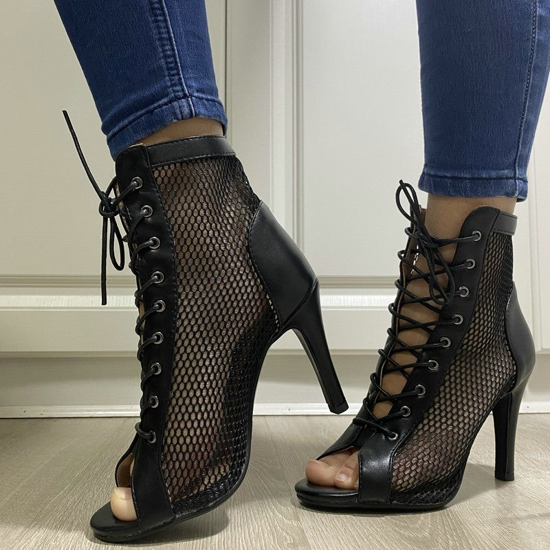 Novas Sandálias Femininas de Salto Alto Sexy Vazadas em Tela Tendência da Moda Verão Conforto Peep Toe Botas Stilettos Jazz Dance Tamanhos Grandes