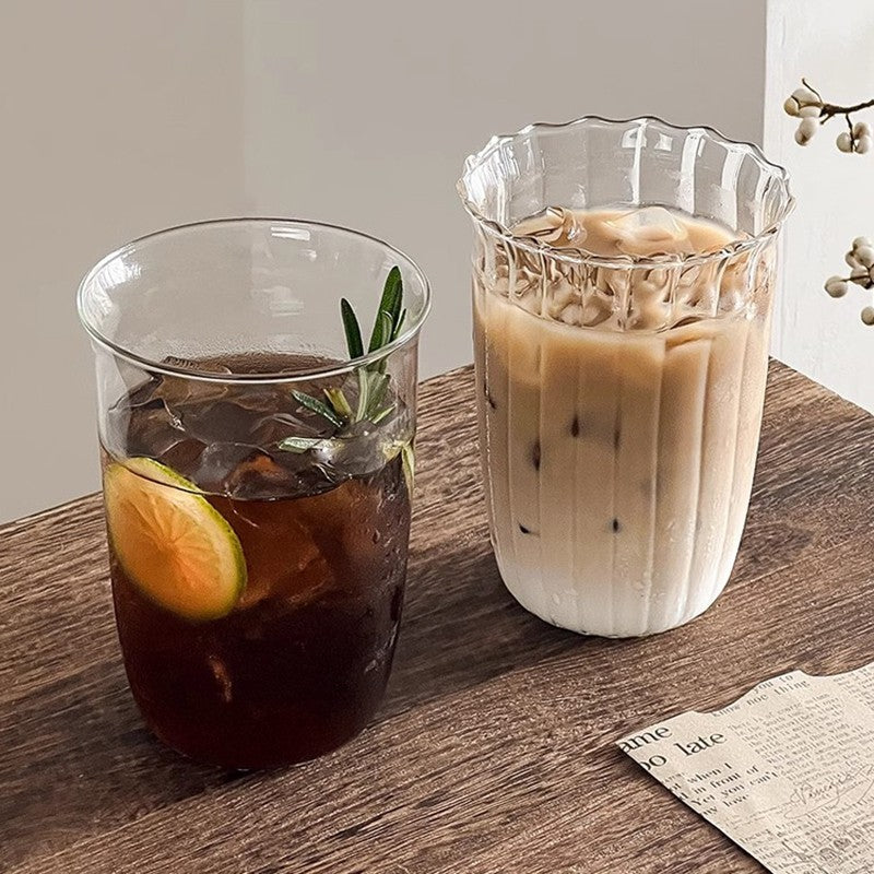 Copos de café gelado Copo de vidro estético Garrafa de água Copos para beber Utensílios de mesa decorativos Caneca de café gelado Copo de coquetel
