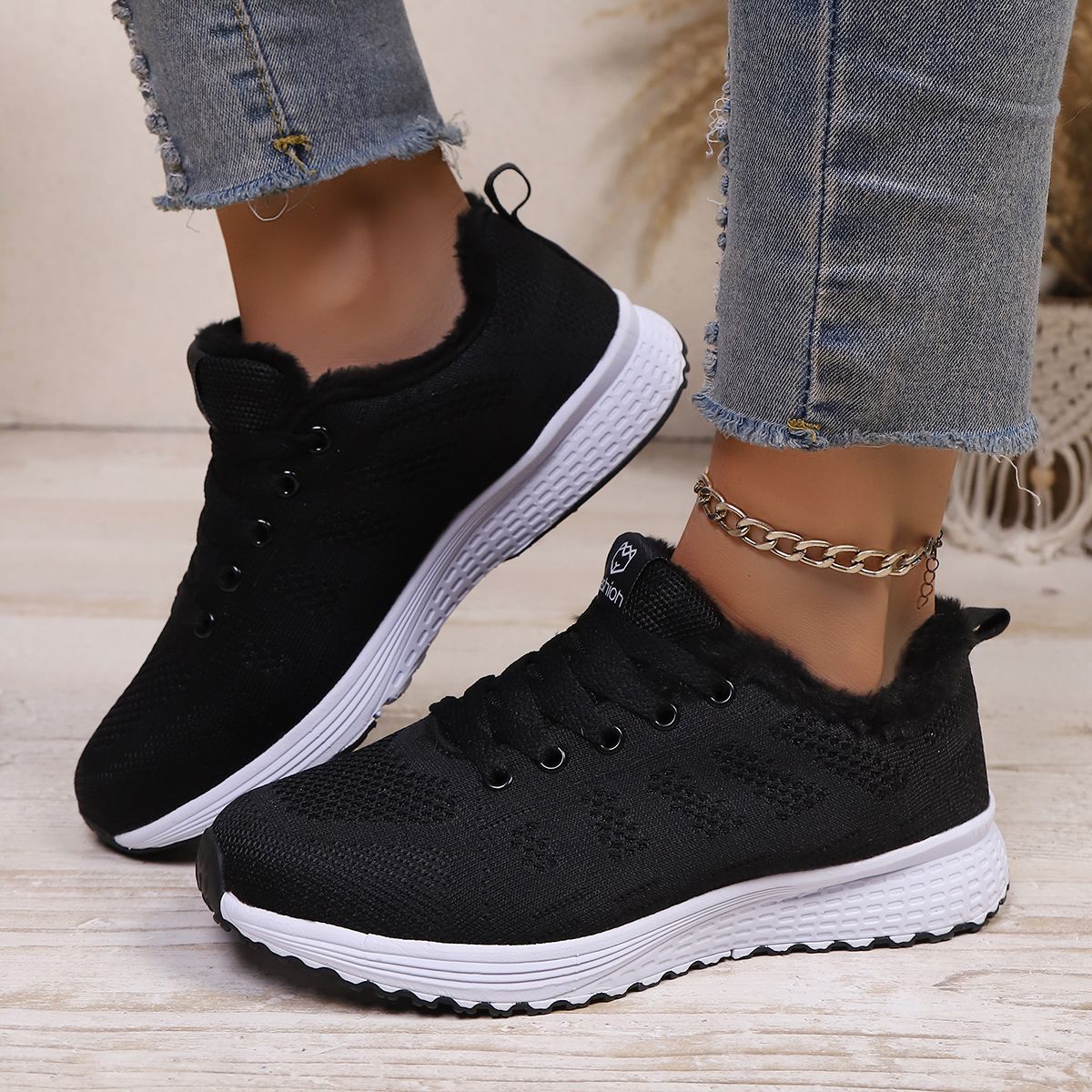 Winter fashion plush walking flats, women's casual shoes sports shoes