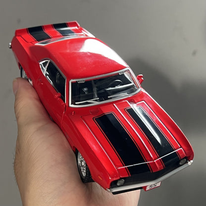 1:32 Chevrolet Camaro SS 350 1969 Super Carro Esportivo Clássico Liga Diecast Modelo de Carro Veículos em Miniatura Enfeites de Alta Simulação