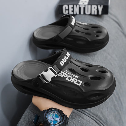 A Pair of Men's New Clogs, Summer New Wear-Resistant, Non-Slip Sports Beach Shoes, Soft-Soled Comfortable Men's Shoes for Driving