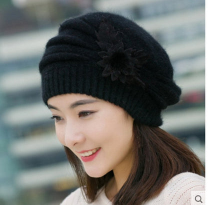 Women's Winter Flower Decorated Hat - Warm Knitted Wool Beanie with Floral Design, Soft Breathable Natural Material for Mom