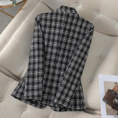 Woolen Plaid Small Suit Jacket for Women in Spring and Autumn 2025 New Short Style Korean Version Plus Size Retro Women's Suit