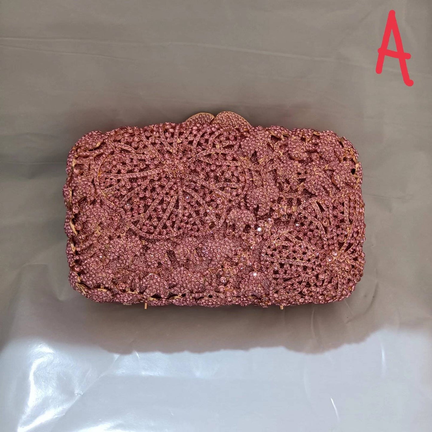 Luxury Women Pink Flower Clutch Bags Stone Evening Bags Bridal Rhinestone Handbags Wedding Clutches Bags Dinner Minaudiere Purse