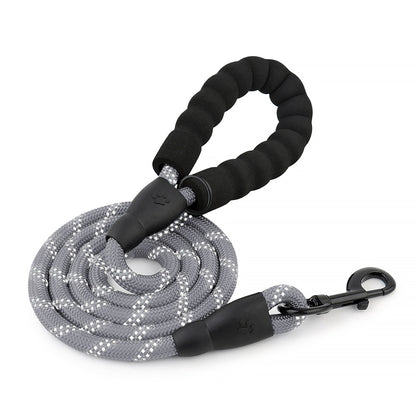 Coleira redonda de nylon reflexivo de seda para cães de médio e grande porte, corda de puxar para passear com cães