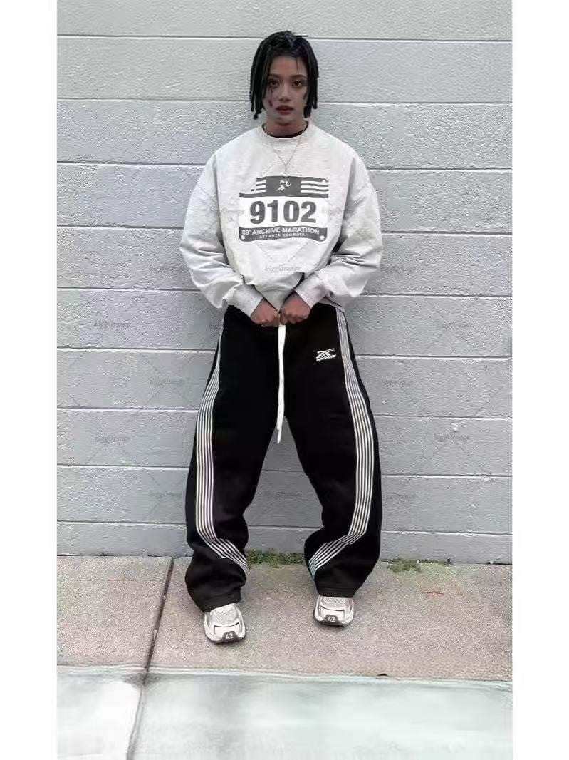 Women's Fleece Lined Loose Straight Leg Sports Casual Pants Autumn Winter Fashion Trendy Polyester Long Trousers Comfortable