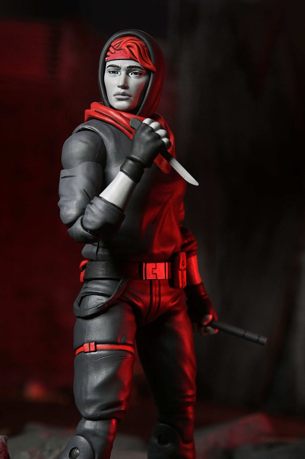 NECA 54408 TMNT The Last Ronin The Lost Years Ultimate April Nightwatcher Boneco de Ação de 7"