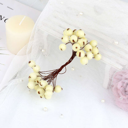 40pcs Mini Christmas Frosted Artificial Berry Vivid Red Holly Berries Wedding Party Decoration Artificial Flowers Home Decor