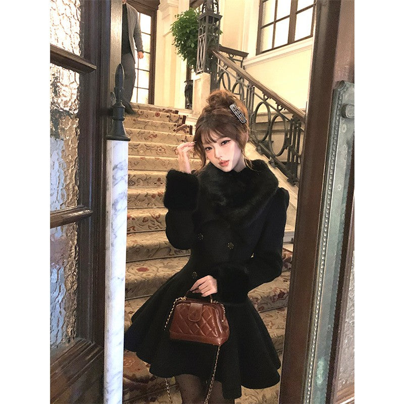 Vintage Black Wool Blends Coats Women Elegant Faux Collar Woolen Jacket Korean Long Sleeve Outerwears Winter Design Overcoat New