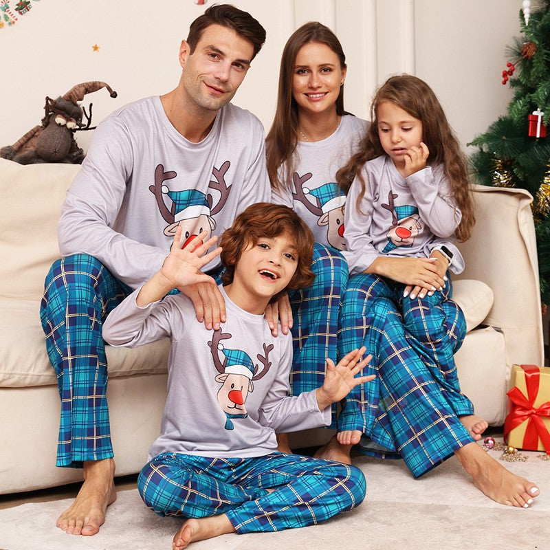 Family Matching Xmas Pajamas Outfits Set Deer Printed 2026 Christmas Family Look Same Adult Kids Mother Daughter Pyjamas Clothes