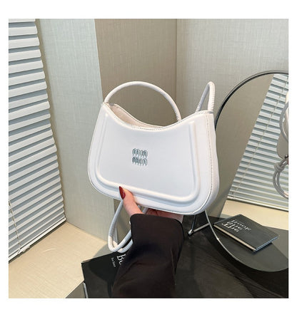 Korean style fashion niche women's crescent bag 2025 autumn new handbag, high-end multifunctional crossbody bag shoulder bag