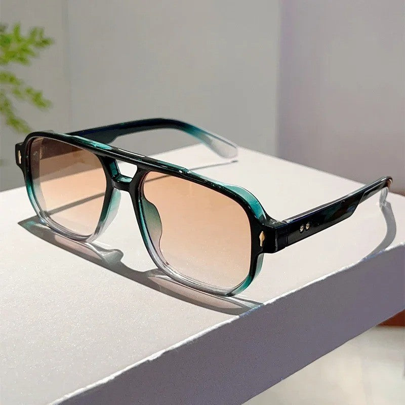 Óculos de Sol Quadrados Masculinos Vintage com Dupla Ponte, Lentes Oceânicas Verdes Modernas UV400, Óculos Femininos com Rebites da Moda