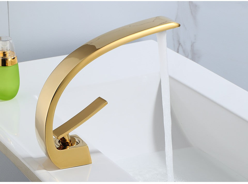 Basin Faucet Modern Bathroom Mixer Tap Black/Gold Wash basin Faucet Single Handle Hot and Cold Waterfall Faucet