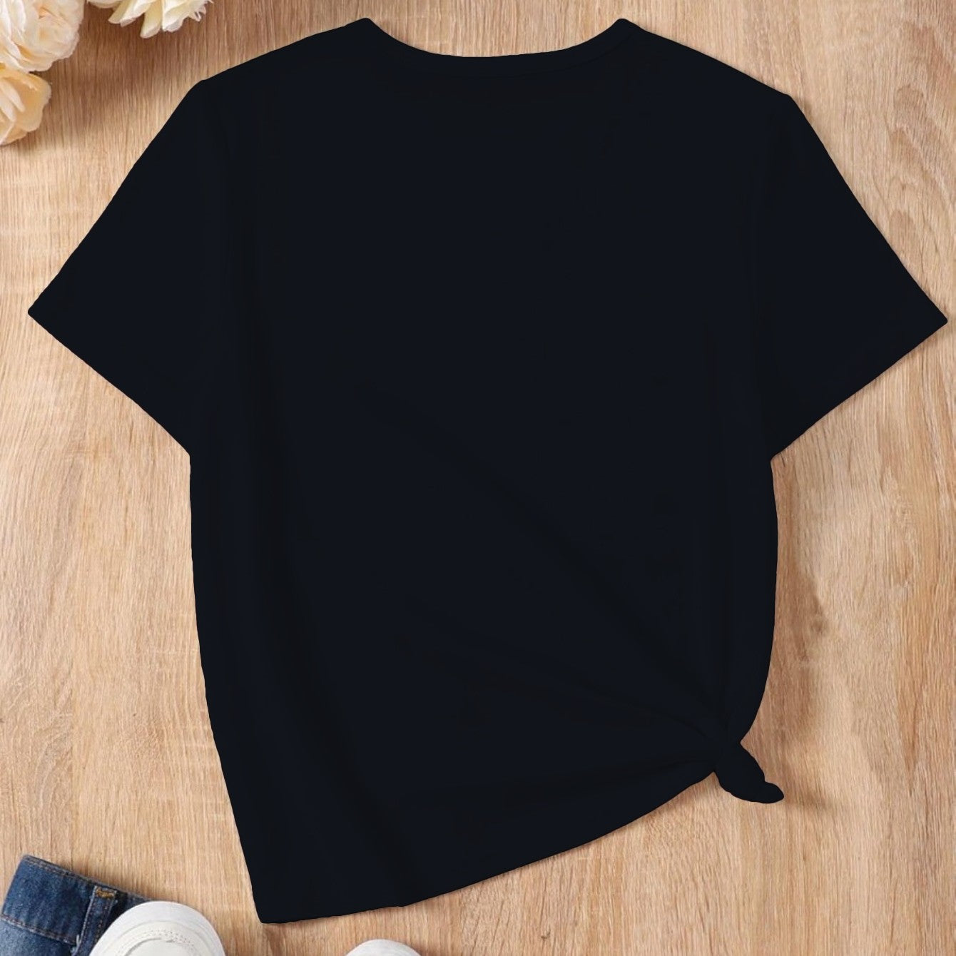 Coffee drinking blue cat print T-shirt, pure cotton material, wearing a cute and playful image