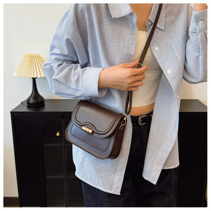 Latest Retro Crossbody Bag for Women High End Fashion Saddle Shoulder Handbag Unique Design