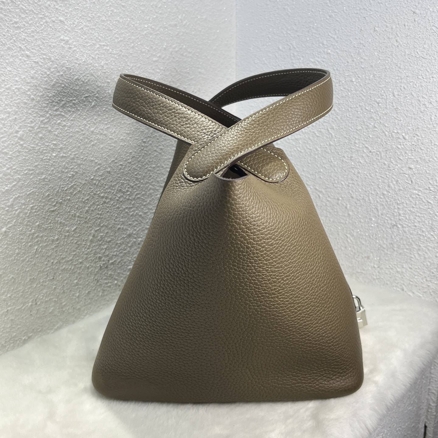 MENDY Woman Bags Handbag Tote Bag Large Bucket 22 Women's Bags Trend 2025 Designer Quality Guangzhou Luxury Vip Hand Bag Lady