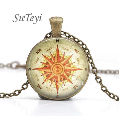 Colar de Pingente de Bússola Steampunk com Cabochão de Vidro Redondo Vintage para Homens e Mulheres