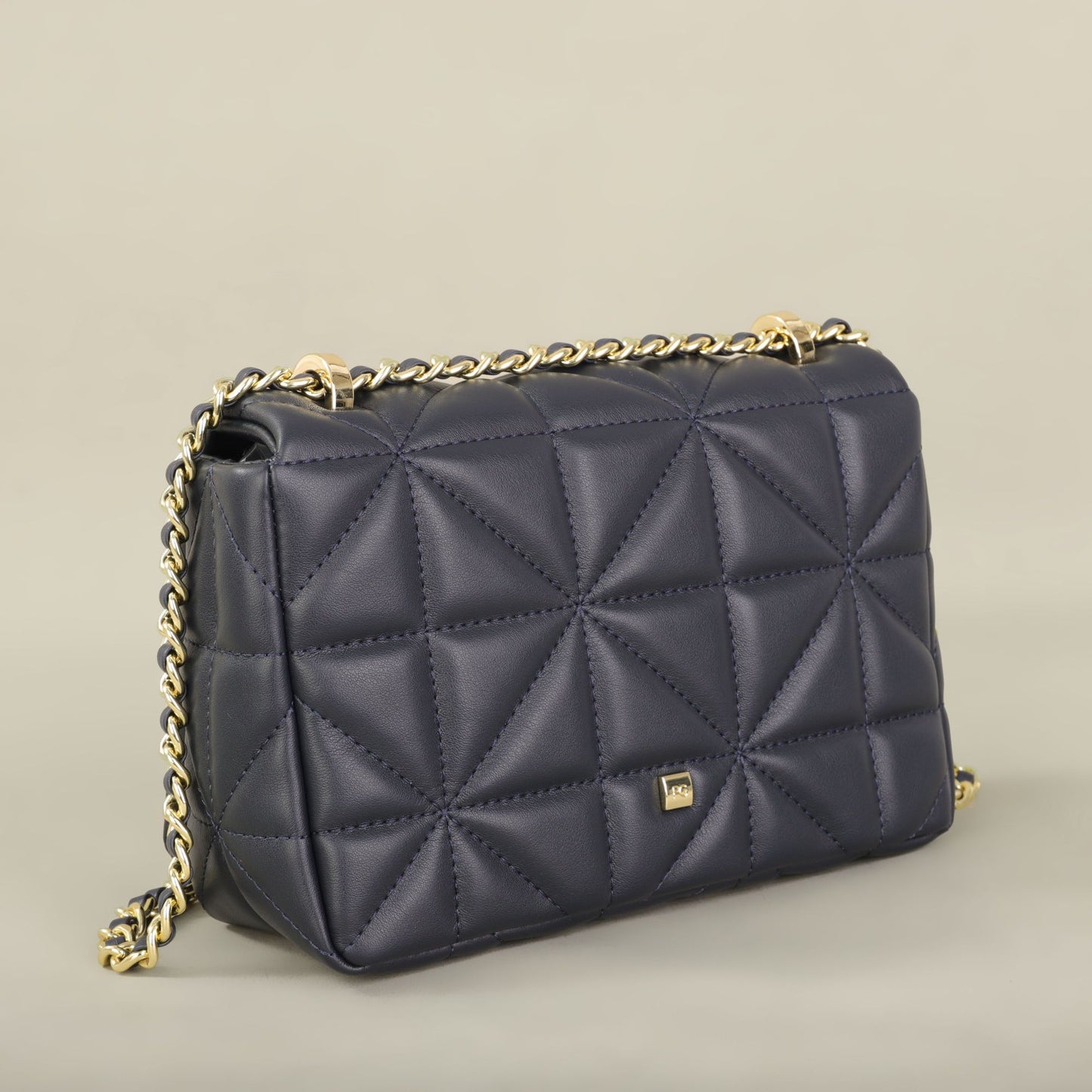 PG 2026 Fashion Classic Retro Women's New Shoulder Bag Letter Material Party Multi functional New Design classic Crossbody Bag