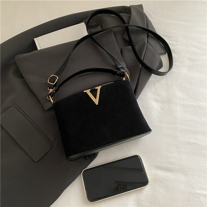 Fashionable Mini Suede Women's Bag, Faux Suede Tote Bag, Hardware Lock Buckle Decoration Handbag Purse Shoulder Cross Body Bags