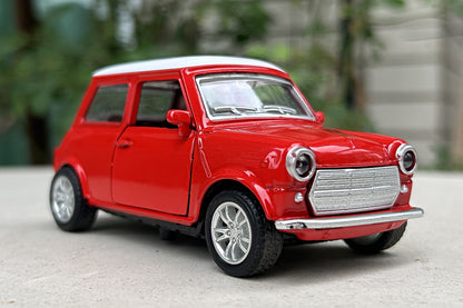 1:36 Liga Diecast Vintage Modelo de Carro FIAT MINI Clássico Modelo de Carro Miniatura com Fricção Réplica de Veículo para Presente de Coleção