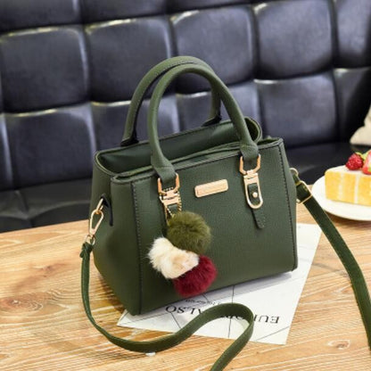 Fashion Women Hairball Shopper Totes Solid Color PU Leather Large Capacity Handbag Ladies Luxury Designer Crossbody Shoulder Bag