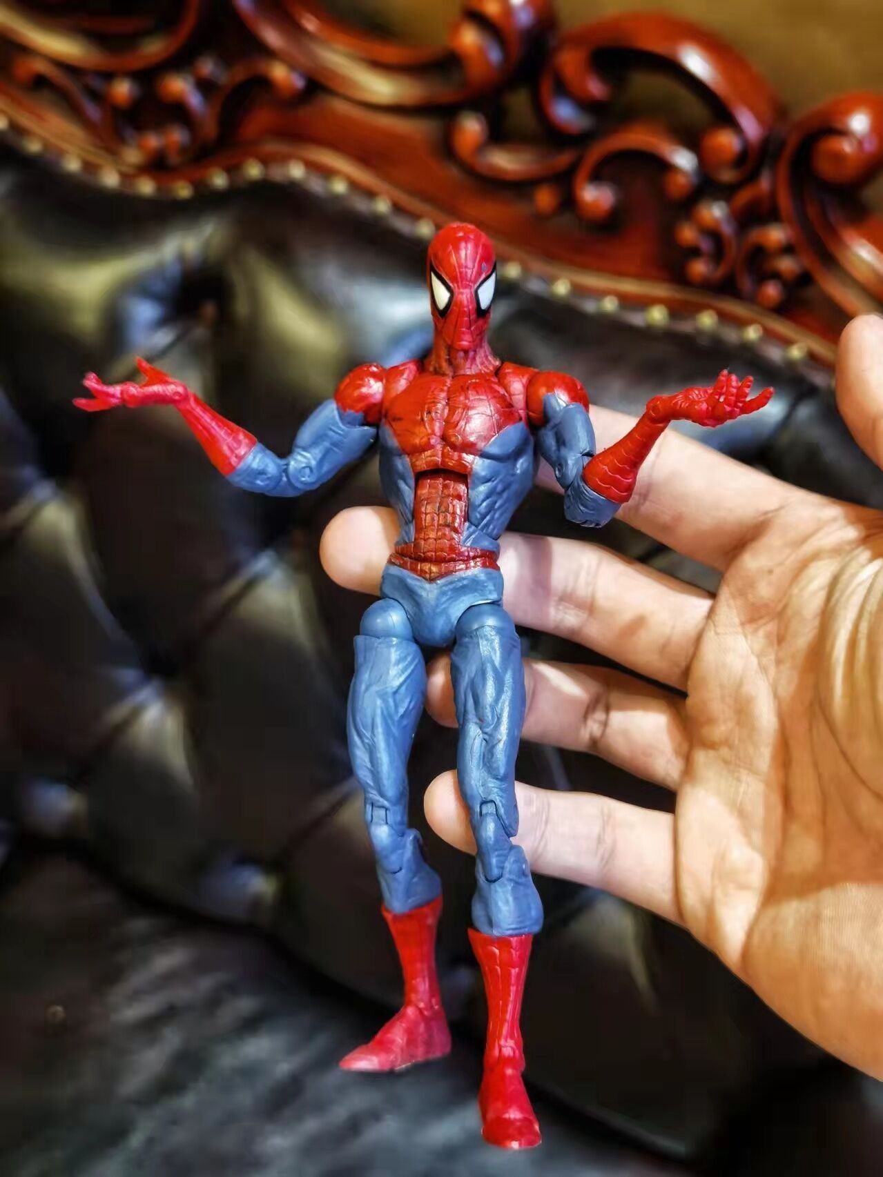 Boneco Articulado "Homem-Aranha Espetacular Clássico Peter Parker" Toybiz Marvel Legends